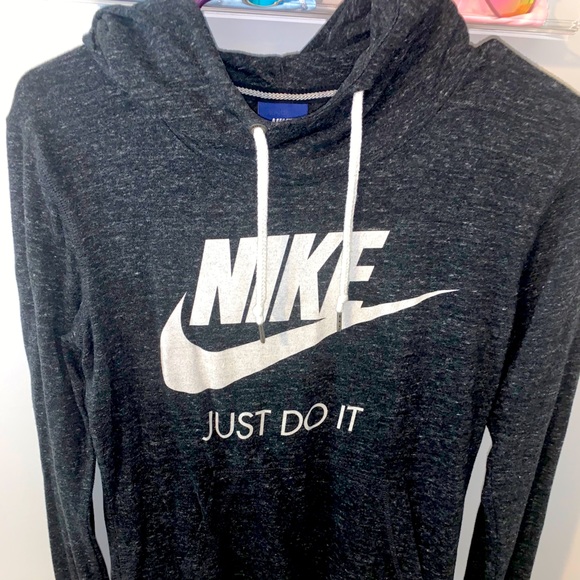 nike hoodie lightweight